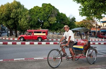 Trishaw and Maeping River Cruise