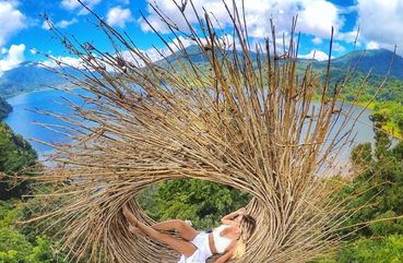 Wanagiri Hidden Hill, Instagram Tour bird nest