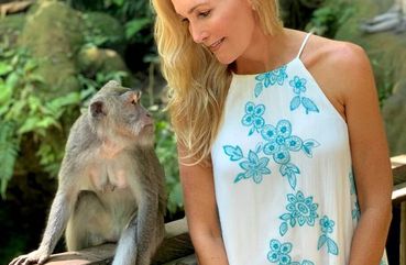 Photos with a monkey in Bali