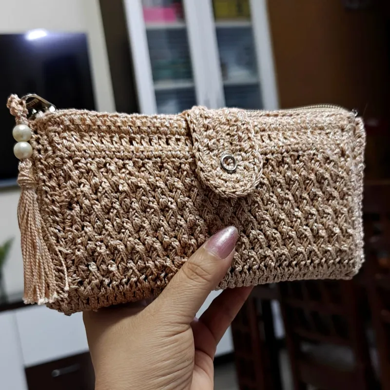Beige Crochet Wallet — photo 2 of 2