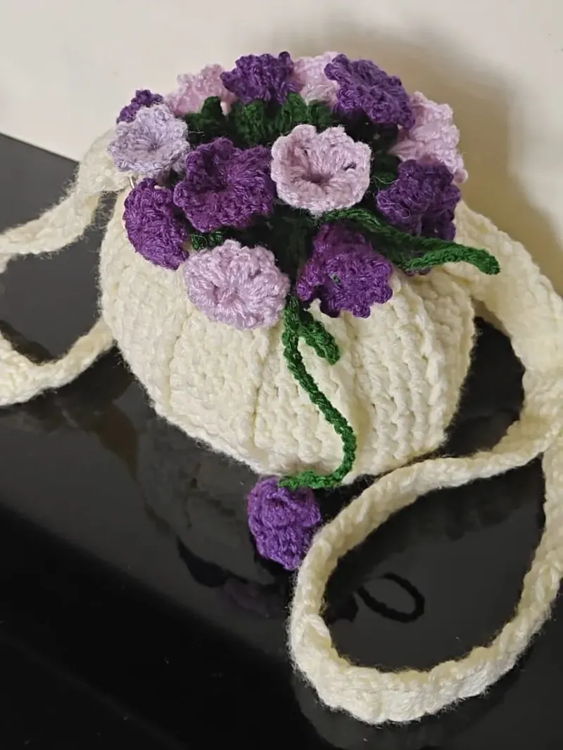 Cream Crochet Drawstring Bag — photo 2 of 2