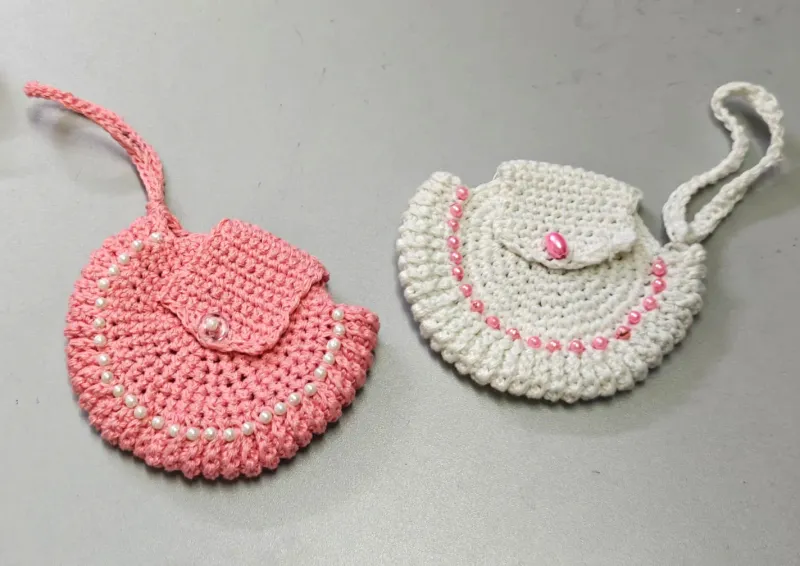 Crochet Coin Purses — photo 2 of 2