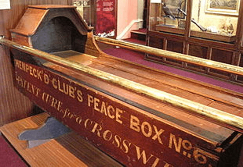 Henpeck’d Club’s Peace Box For a Cross Wife ⌘
