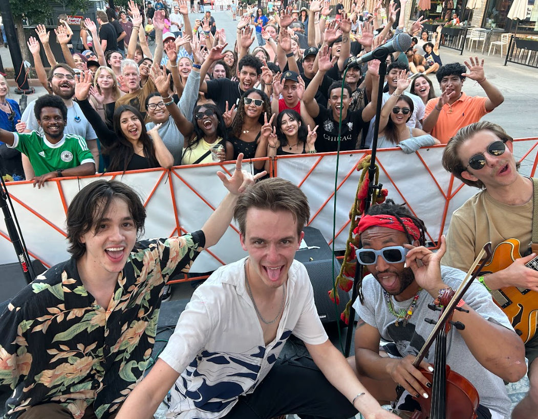 16th Street Discovery Stage