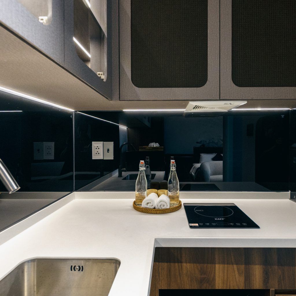 Executive Suite with Bathtub