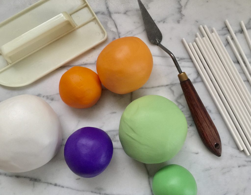 How to sale make fondant balls