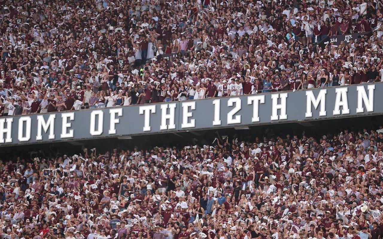 Homepage screenshot of 12thman.com