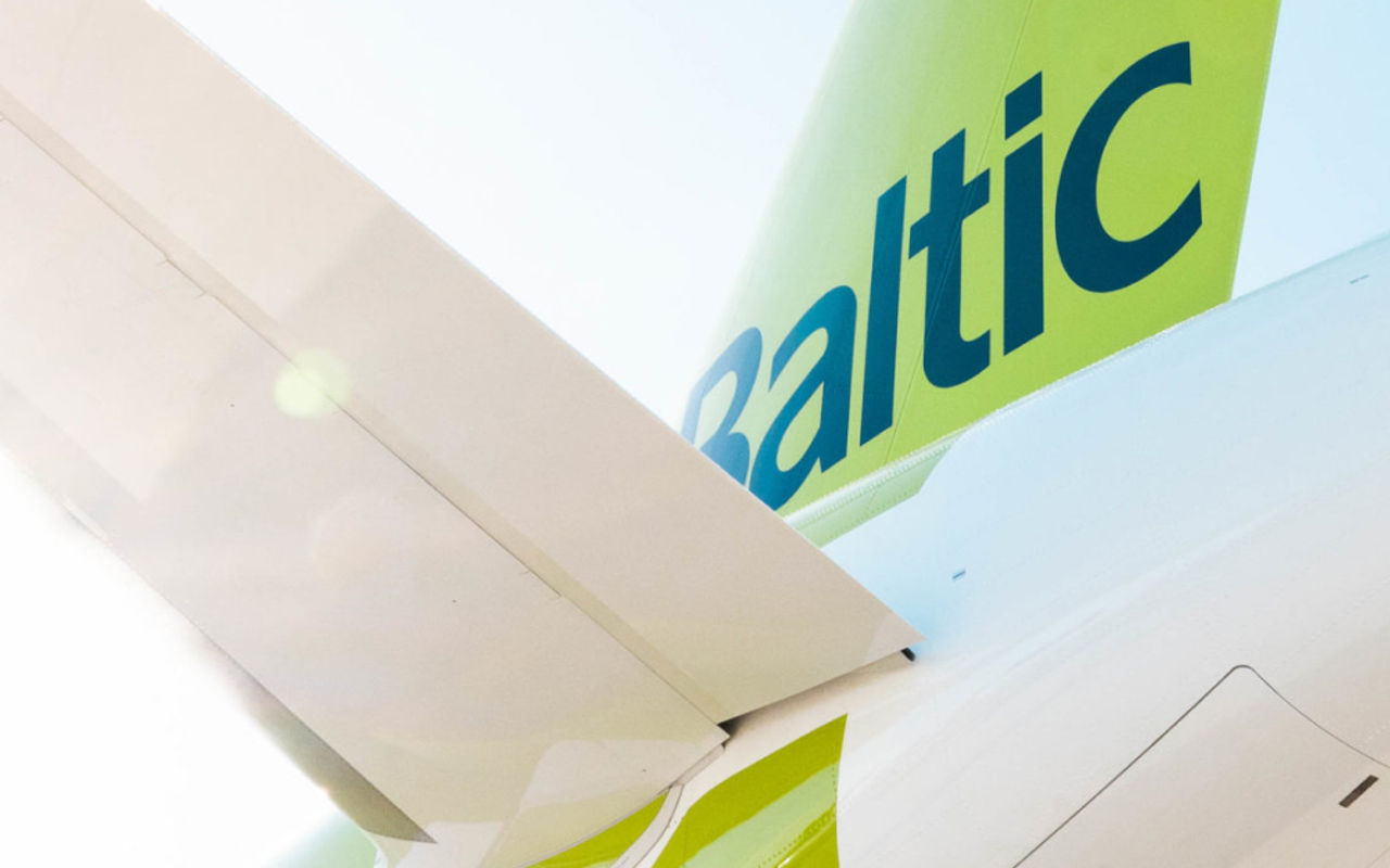 Homepage screenshot of company.airbaltic.com