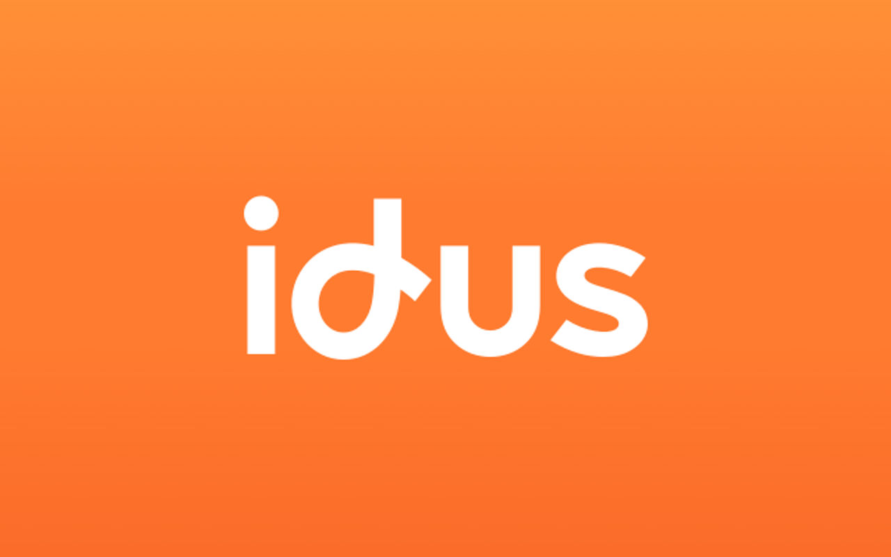 Homepage screenshot of idus.com