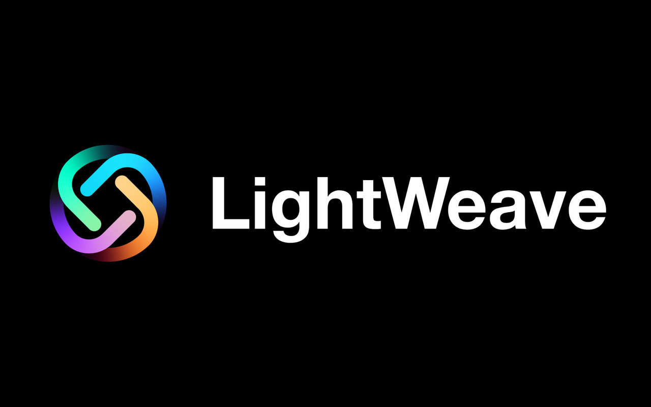 Homepage screenshot of lightweave.com