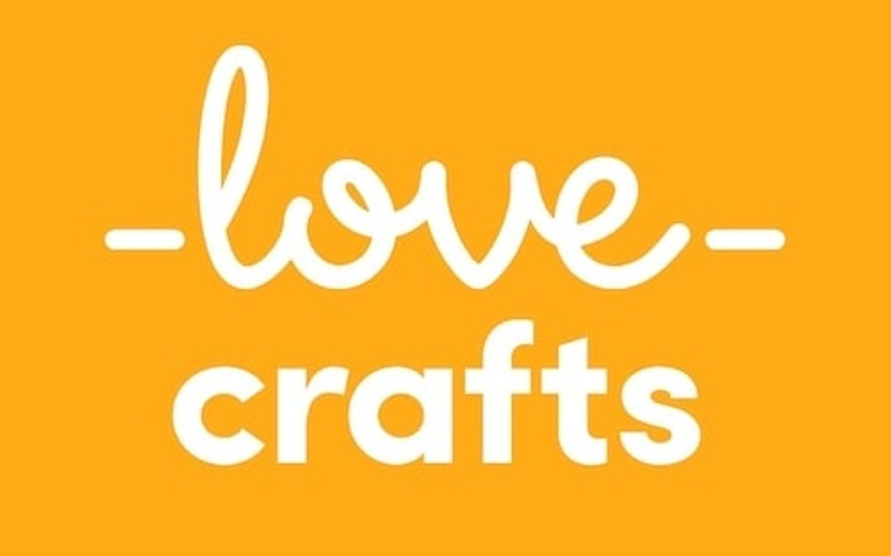 Homepage screenshot of lovecrafts.com