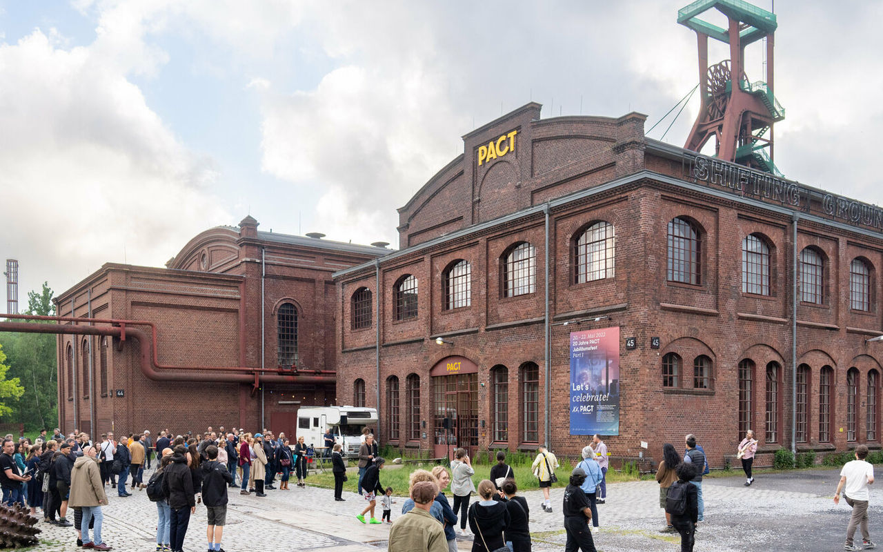 Homepage screenshot of pact-zollverein.de