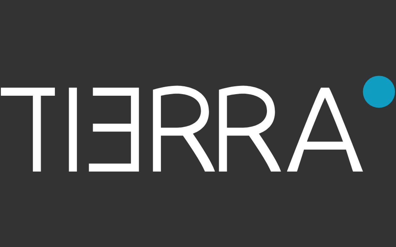 Homepage screenshot of plataformatierra.es