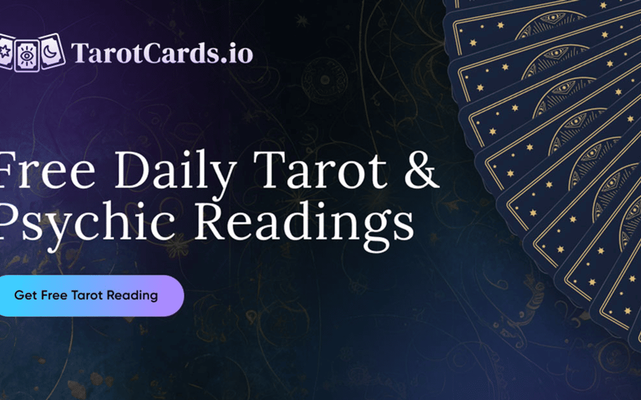 Homepage screenshot of tarotcards.io