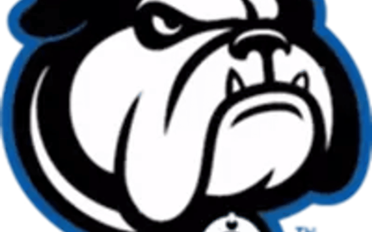 Homepage screenshot of uncabulldogs.com