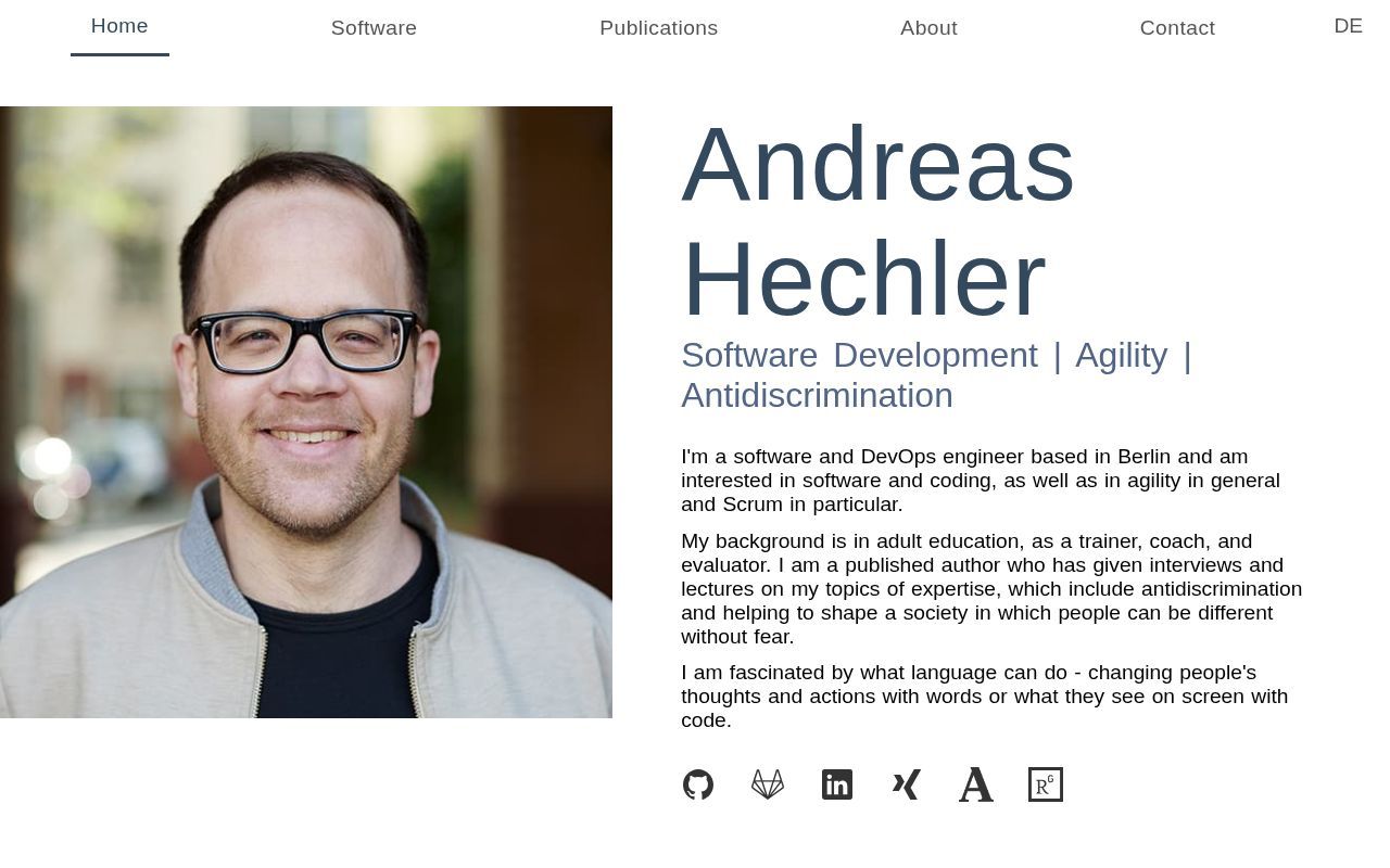 Homepage screenshot of andreashechler.com