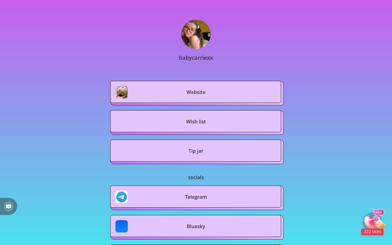 Homepage screenshot of babycarriexx.fanberry.com