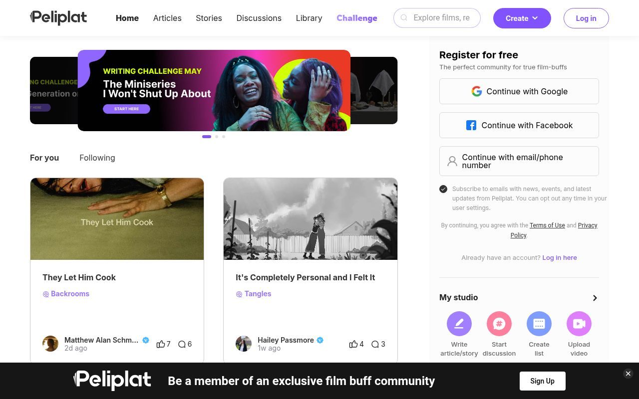Homepage screenshot of peliplat.com