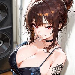 Roxanne "Roxy" - Band Lead