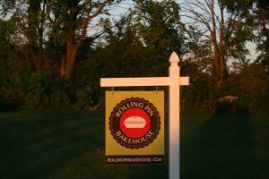 Rolling Pin Bakehouse sign