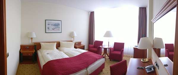 ChIJ2QS33IVaqEcR-9uJb9k-Mbs_2_OZ6VIuqmu.jpg