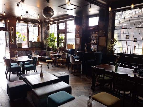 ChIJ7dAeMLkEdkgRxXcURh8v_LM_5_ep-oheGXO.jpg
