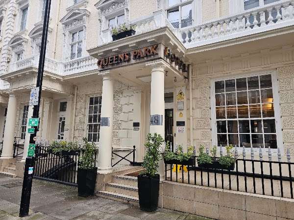 Queens Park Hotel