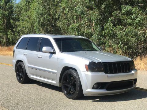 lowered 2006 Jeep Grand Cherokee SRT8 4&#215;4 for sale