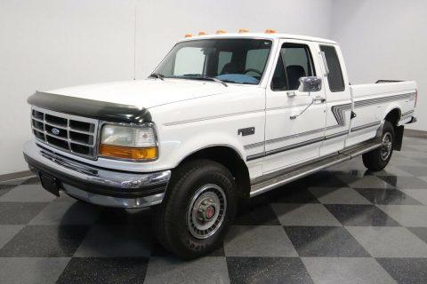 1993 Ford F-250 XLT 4&#215;4 [great long distance hauler] for sale