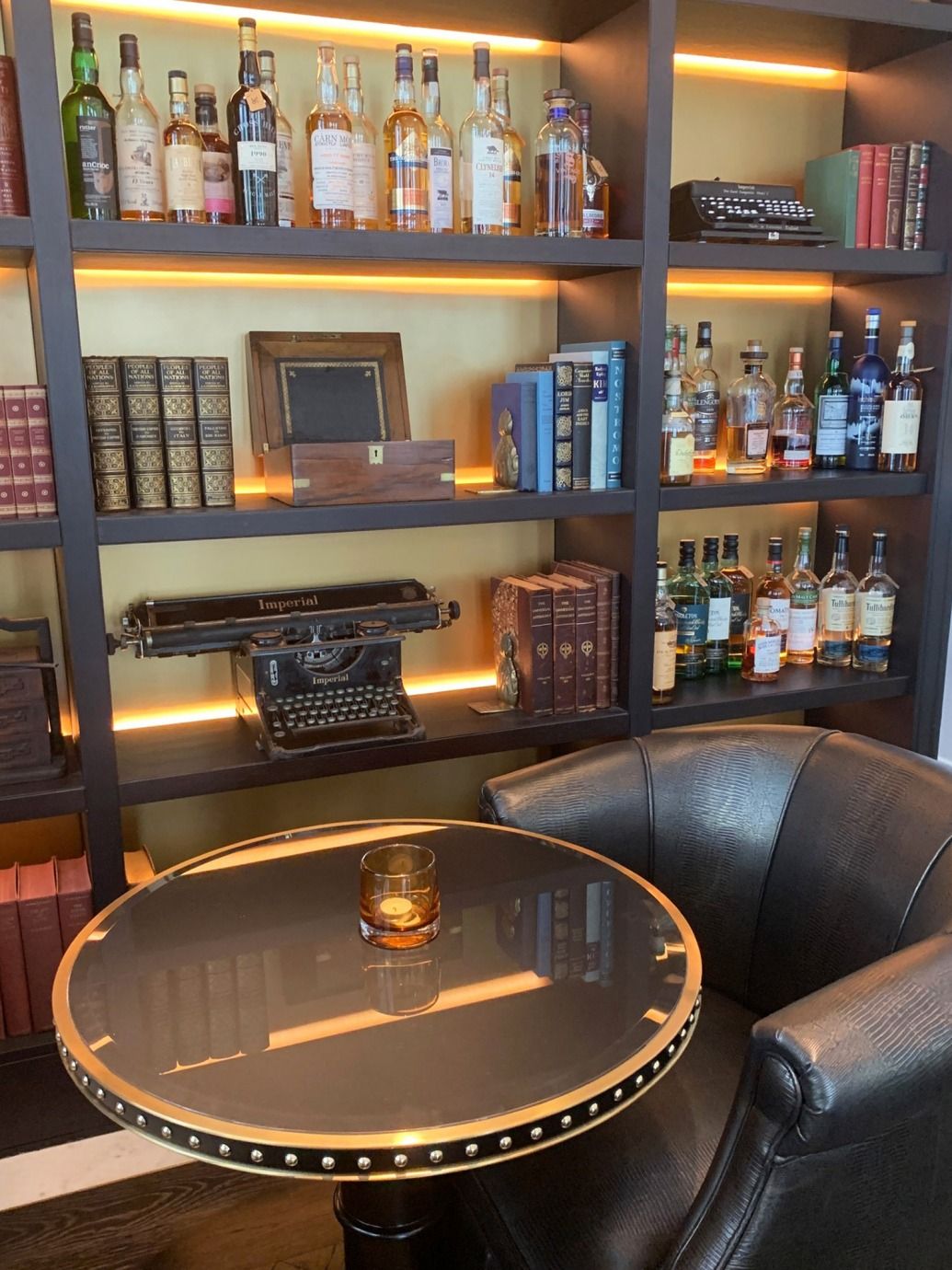 Proud associate of Raffles Hotel - Writer's Bar l The Past Perfect Collection l Singapore