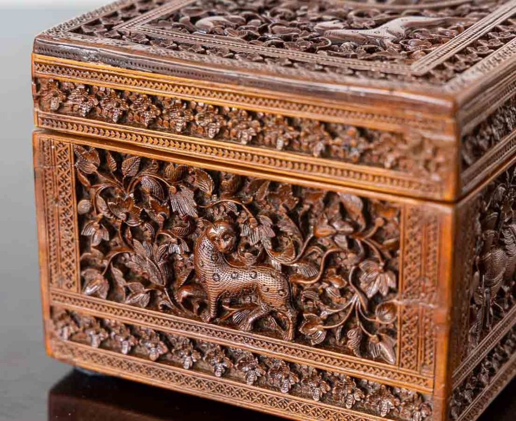 British Colonial Cedarwood Box - The Past Perfect Collection