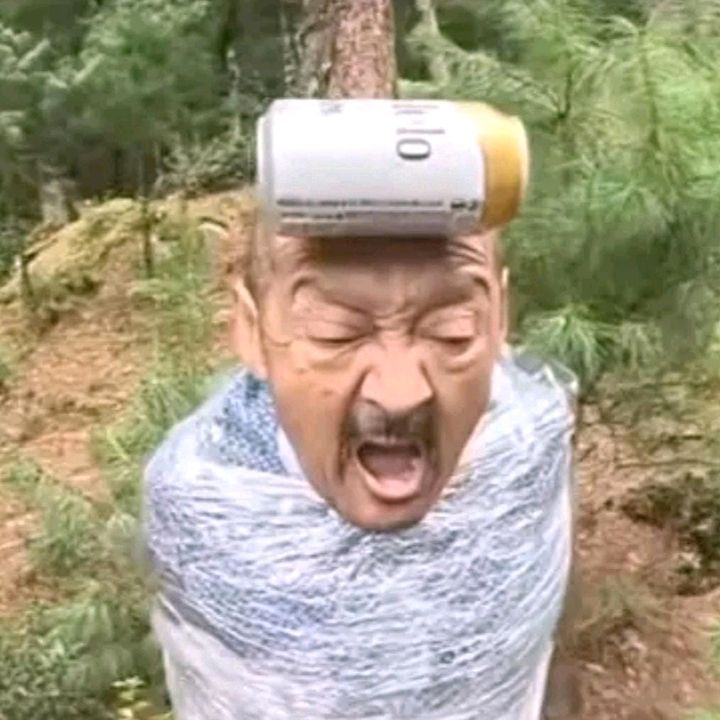 Sertifikat, penghargaan, tanda, atau dokumen yang dipajang di RUDALHOKI Situs Hiburan Online Populer Dengan Komunitas Aktif Terbesar Hari