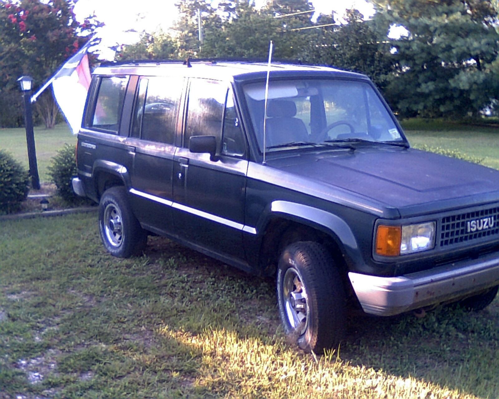 Isuzu Trooper 1990