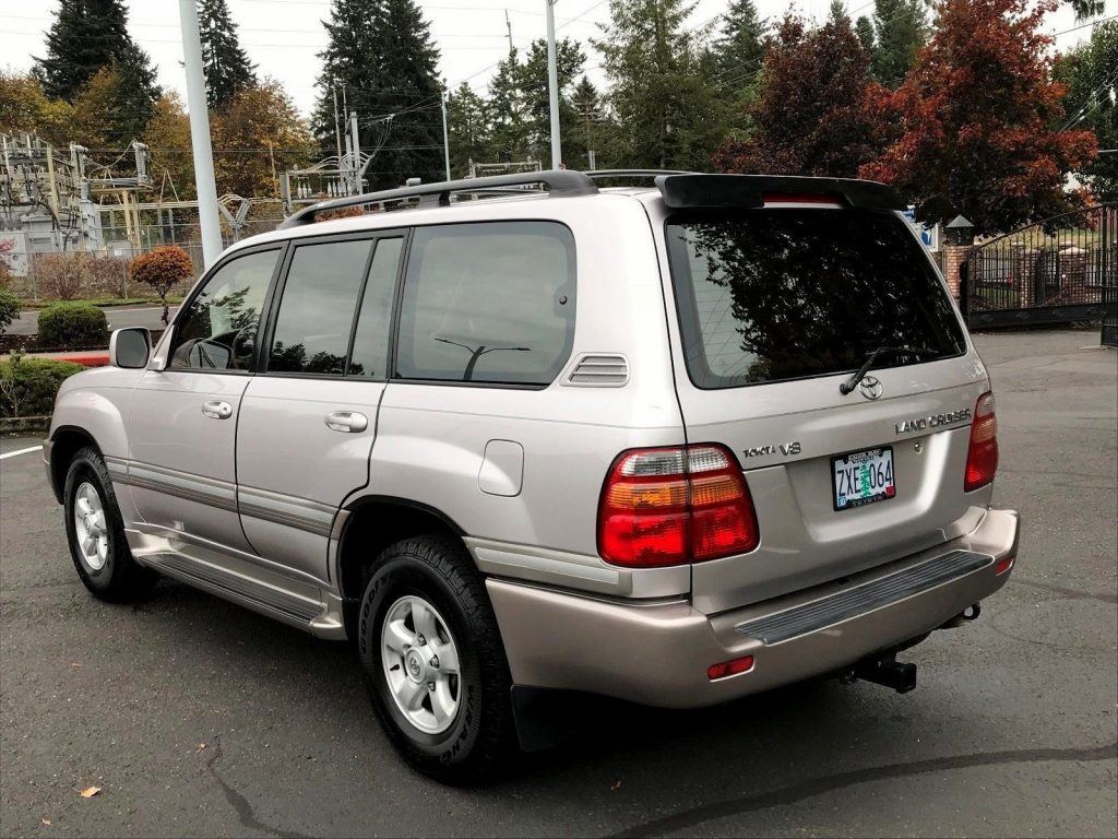 rust free 2000 Toyota Land Cruiser Limited offroad