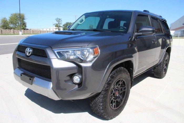low miles 2016 Toyota 4runner SR5 offroad