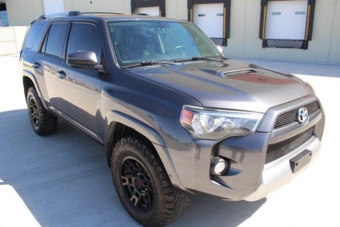 low miles 2016 Toyota 4runner SR5 offroad