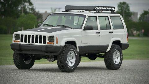 well serviced 2001 Jeep Cherokee Sport offroad for sale