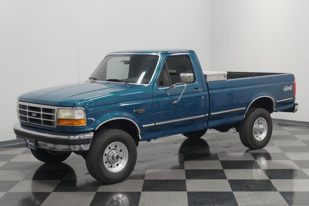 1995 Ford F-250 XLT 4×4 offroad [low mileage]