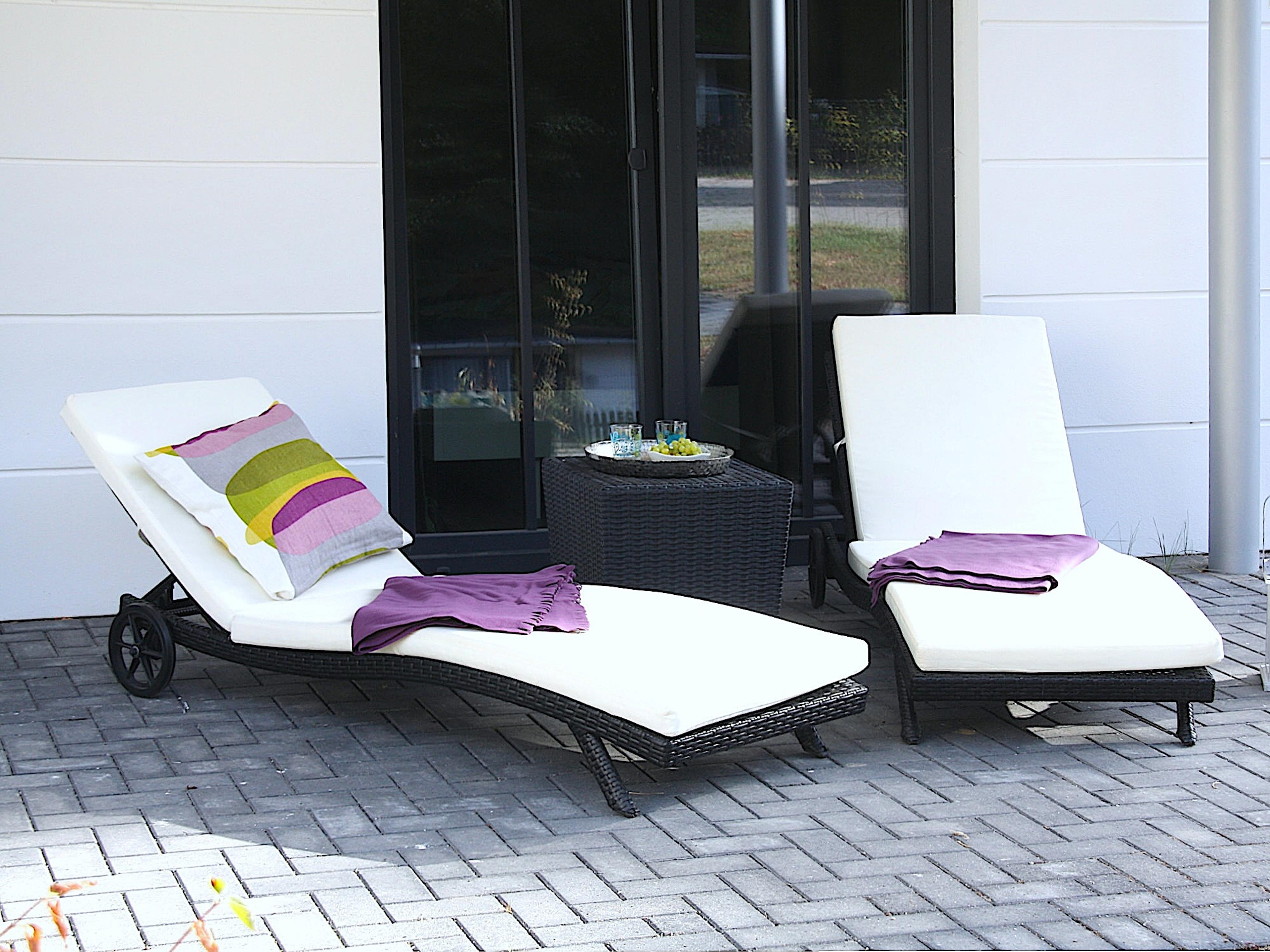Villa Belvedere, Ferienwohnung 02, möblierte Terrasse Südseite