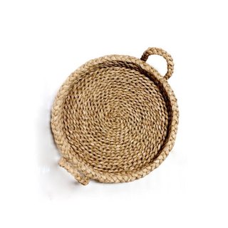 Loosely woven flat basket