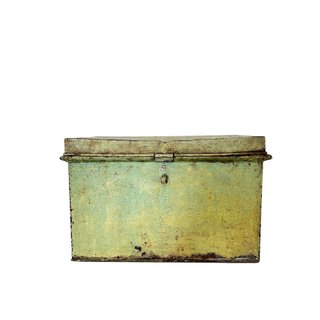 Green
Metal 
Box