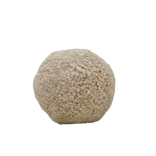 Sheepskin
Ball Pillow
Cream
