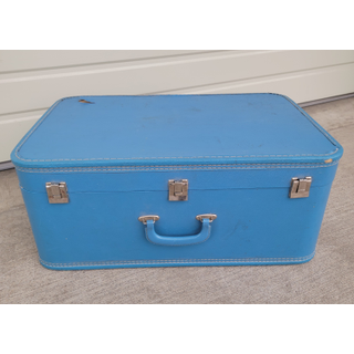 Large Circular Wood Hat Box W8568 in Antique Luggage & Bags