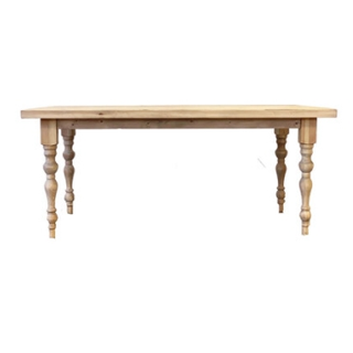 Long Table Centerpieces - Showit Blog