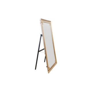 5ft Acrylic Easel — Ma Maison Rentals