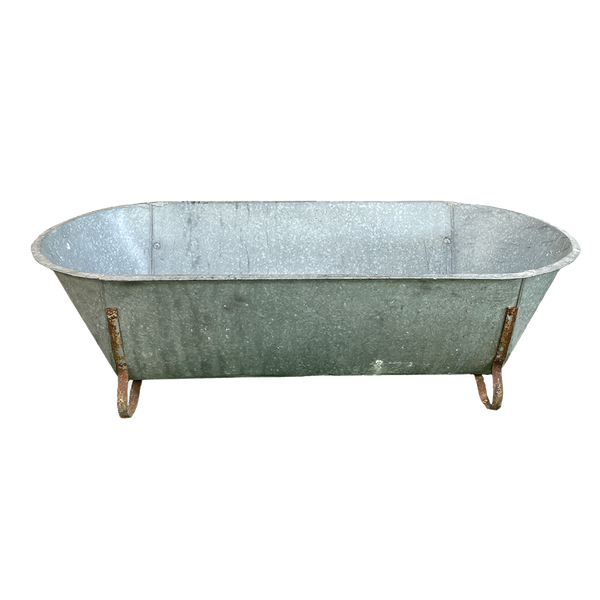 The Thames XLarge Galvanised Bath Array Wedding and Event Hire