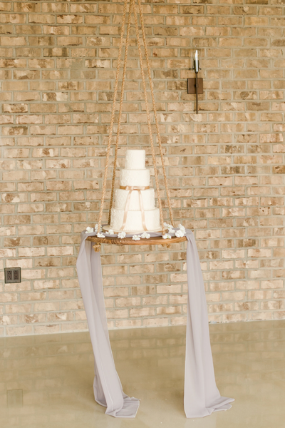 hanging cake 