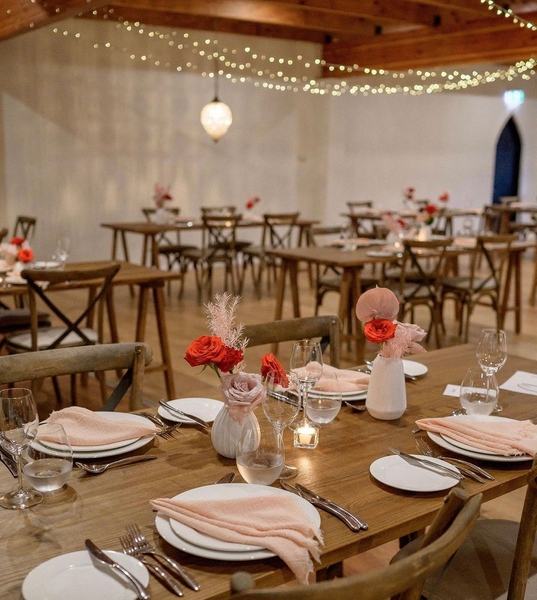 blush peach frey napkin hire adelaide
