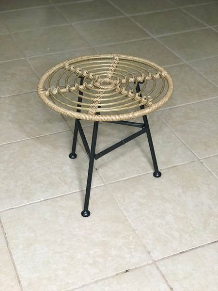 Black iron legs with wicker top for glass