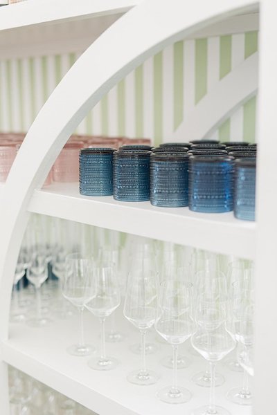 white arched shelf rental at event